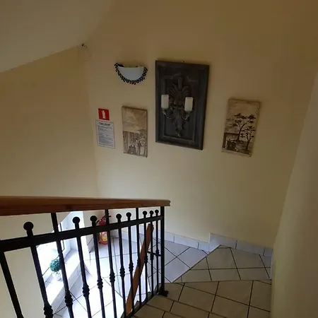 בית אירוח Elexia *